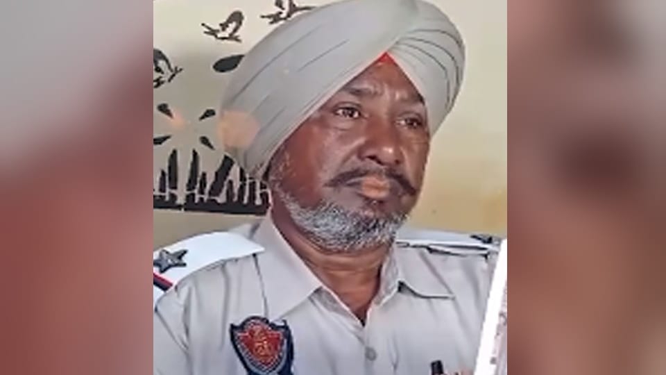Punjab Police ASI who fought against terrorists during terrorism angry with system