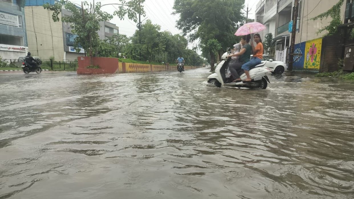 Heavy Rainfall In Indore weather imd mausam updates