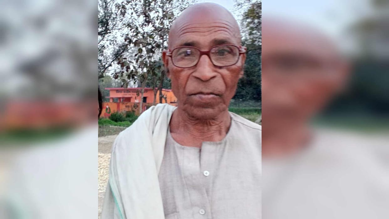 Elderly collided with a soldier bike and died in Kushinagar