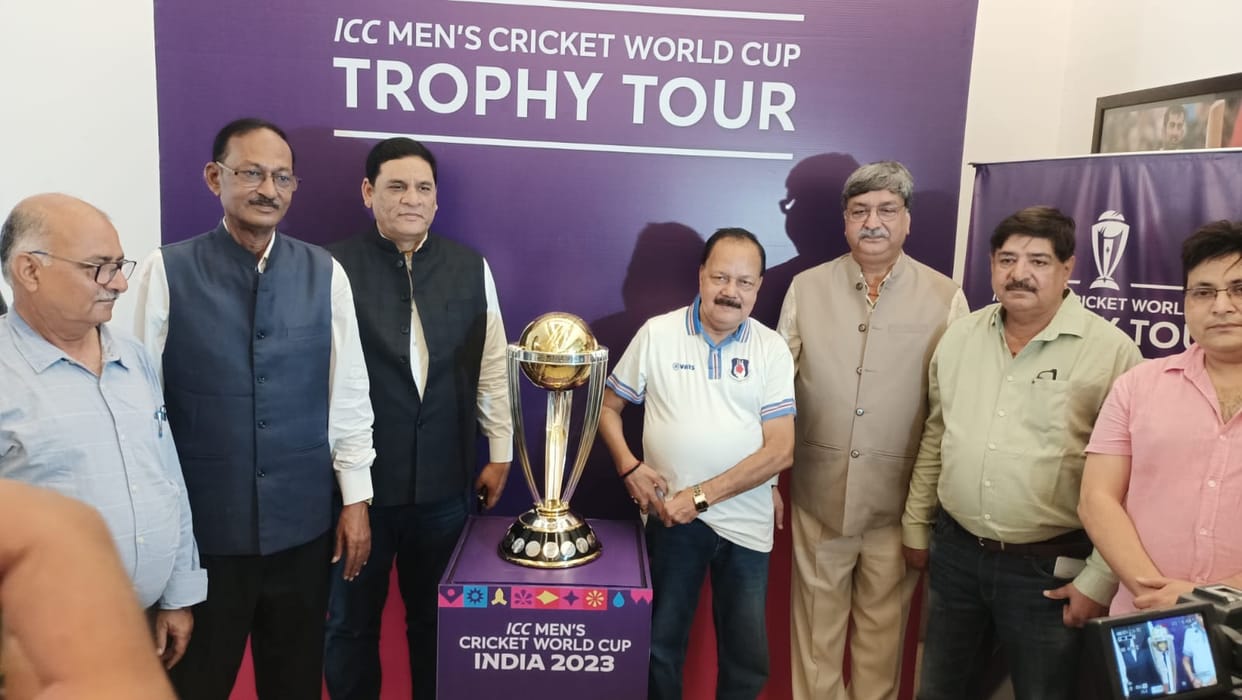 ICC World Cup: World Cup trophy unveiled in Lucknow, people will be able to see it at Lulu Mall on July 23