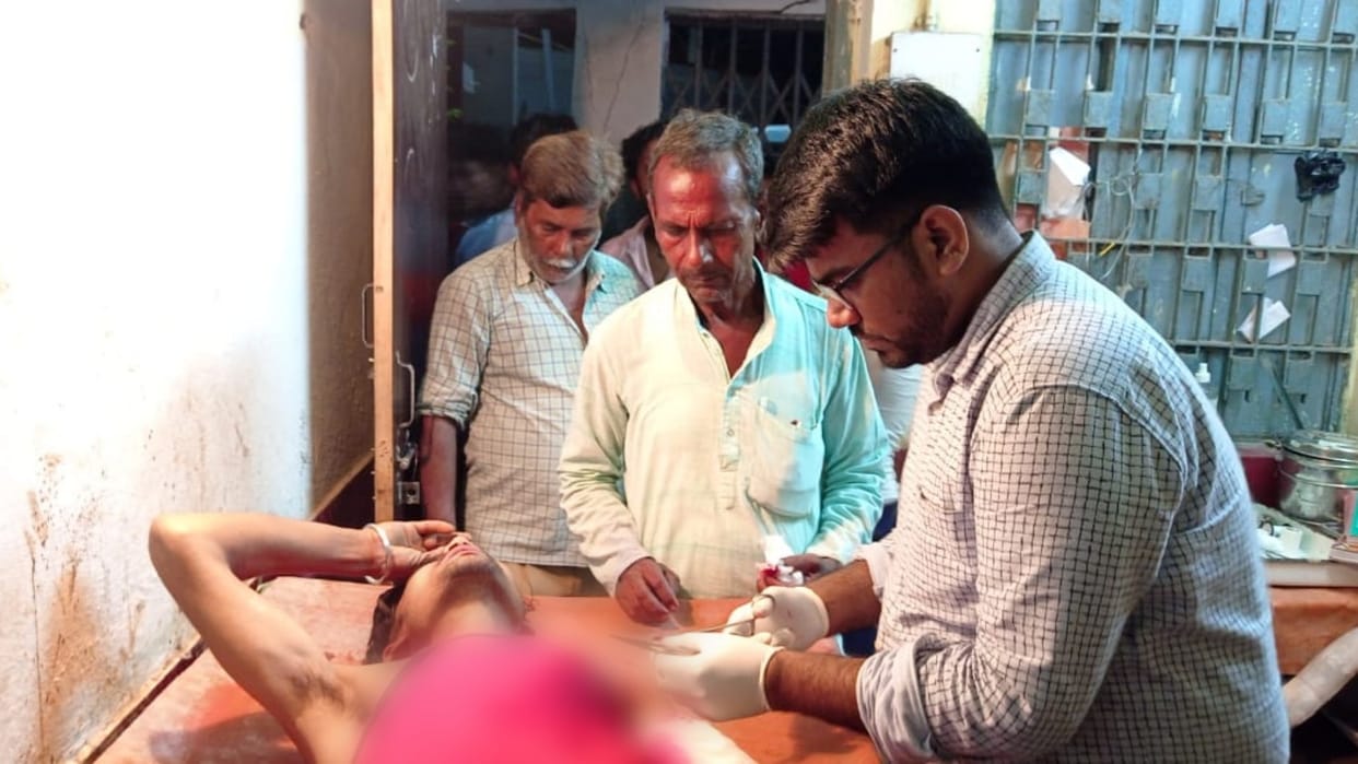 Miscreants shot at two real brothers in Muzaffarpur, absconded after looting bike