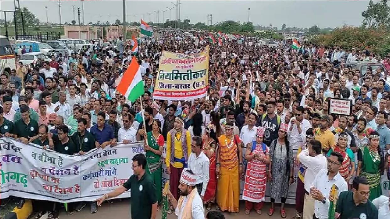 Employee health deteriorated during strike in nava Raipur CG