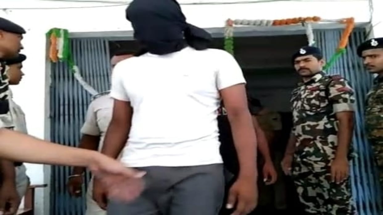 sarpanch's husband arrested in chocolate theft case in Samastipur; Before beating teenager fined 50 thousand