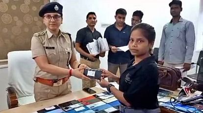 Dausa News: पुलिस ने 75 लाख के मोबाइल तलाश कर लौटाए, चोरी हुए 489 मोबाइल ट्रैस किए, खिले मालिकों के चेहरे Dausa News Police recovered and returned 75 lakh mobiles traced 489 stolen mobiles
