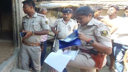 Mother took mobile then angry minor boy hanged himself to death in Supaul