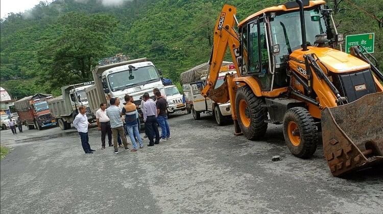 Uttarakhand Weather News Cloudburst Heavy rain warning for four days from today Read more Update in hindi