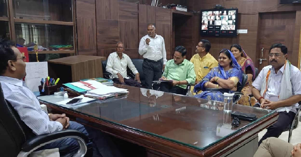प्रशासन और साहू समाज की बैठक
