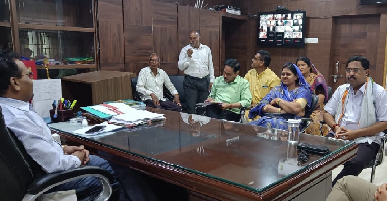 प्रशासन और साहू समाज की बैठक