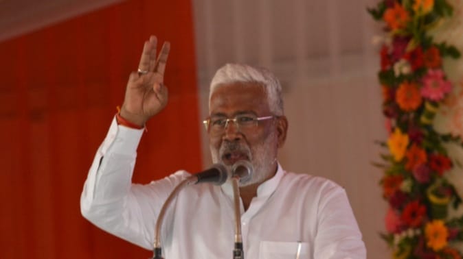 Muzaffarnagar: Minister Swatantra Dev Singh says goon is found roaming freely will be buried in the ground
