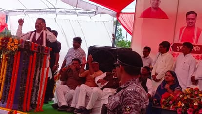 Deputy CM Keshav planted saplings in Kaushambi, counted the achievements of the government