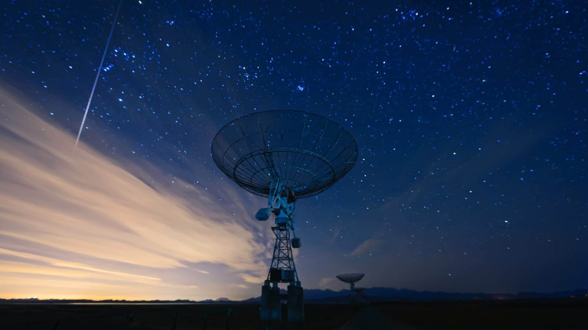 Aliens News: mysterious radio signals to earth for the last 35 years know the all details