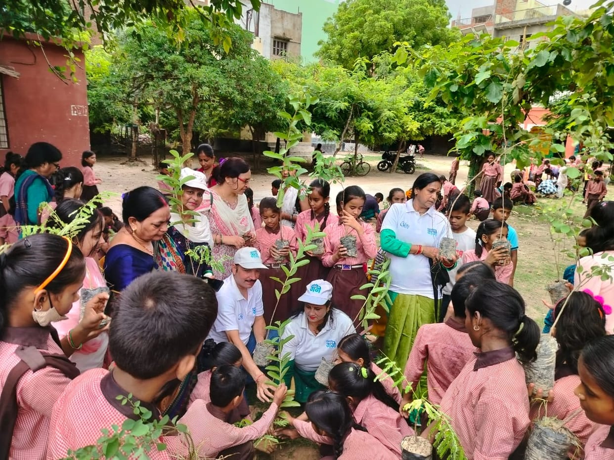 Namami Gange inspires students towards environmental protection, takes a pledge to care