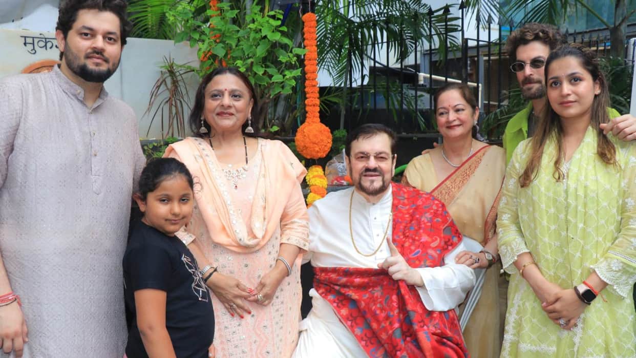 100 Years Of Mukesh Nitin Mukesh celebrates father birthday with Nishi Mukesh Neil Nitin Mukesh see pictures