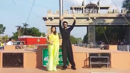 Ranveer Singh and Alia Bhatt reached Bareilly for Rocky Aur Rani Kii Prem Kahaani promotion