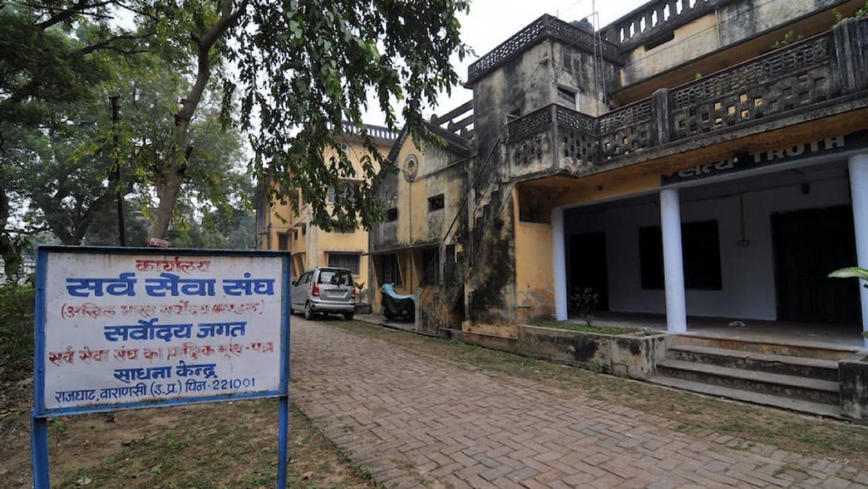 Varanasi: Administration set out to demolish Sarva seva Sangh, many Gandhian leaders in custody