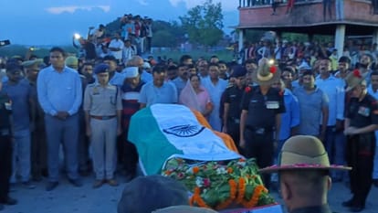 Siachen martyr Captain Anshuman Singh Funeral photo and video
