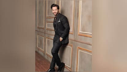 Bollywood Celebs Who gets Brutally trolled for bad acting Varun Dhawan Parineeti Chopra Ananya Panday