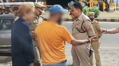 Police caught couple in hotel room