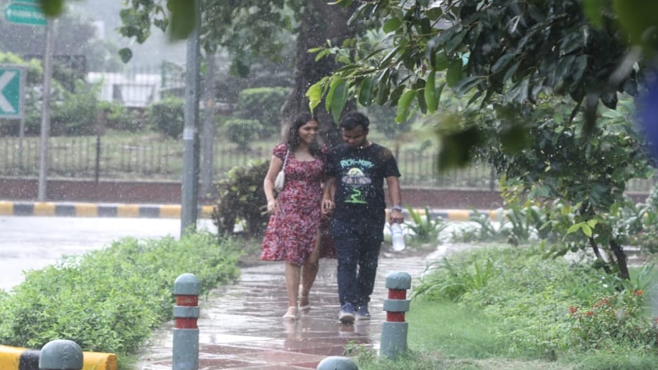 Delhi NCR Rain Heavy rains in capital Delhi and surrounding areas