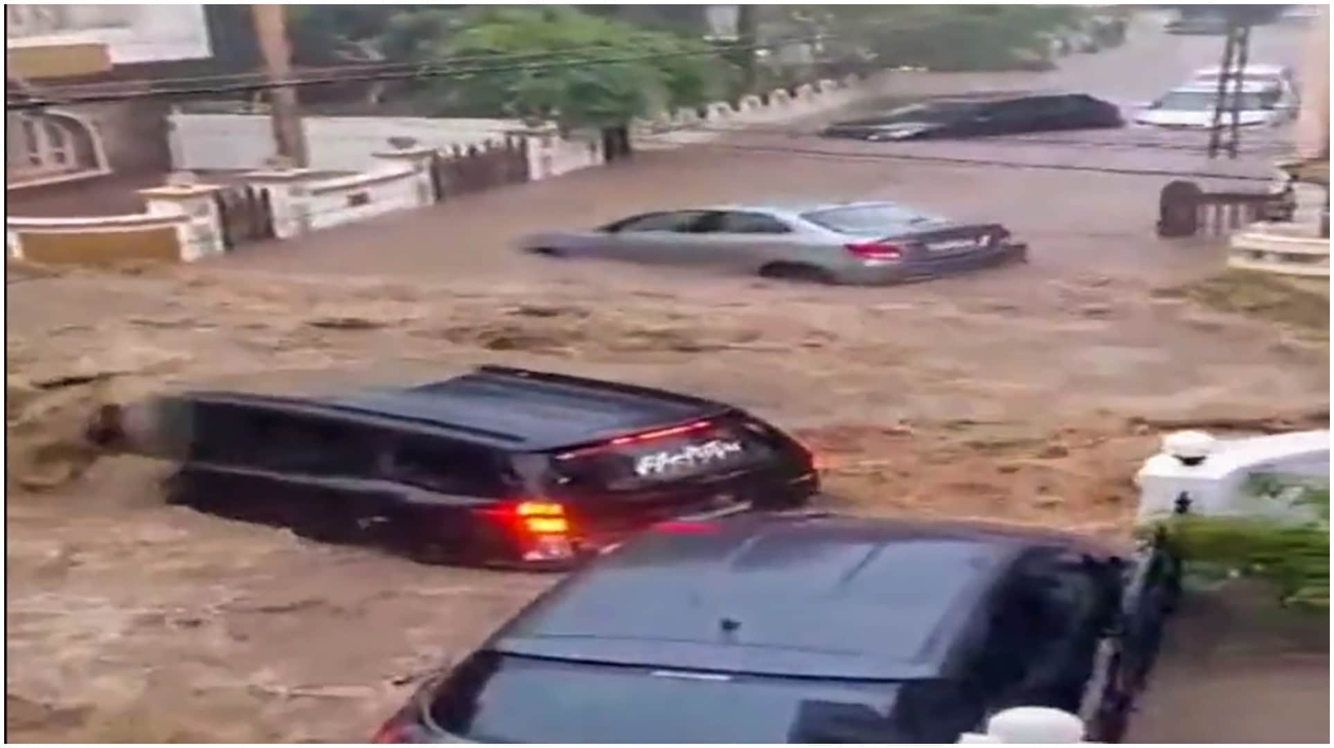 Gujarat: Severe waterlogging witnessed in parts of Junagadh due to torrential rain