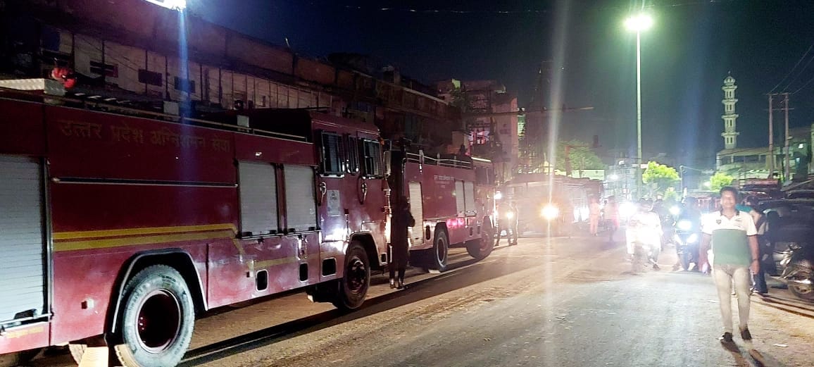 Fierce fire in vegetable oil godown, accident caused by short circuit, 10 fire engines brought under control