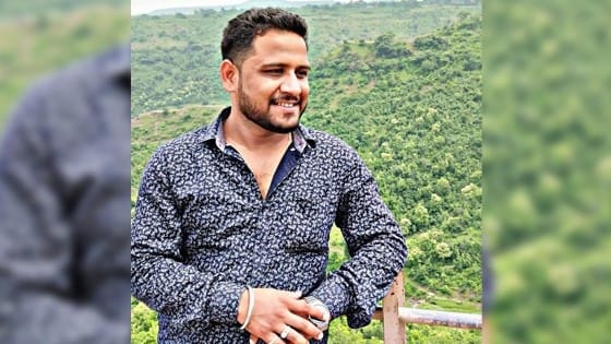 Bike slipped on the culvert in heavy rain, youth washed away, dead body found in the morning