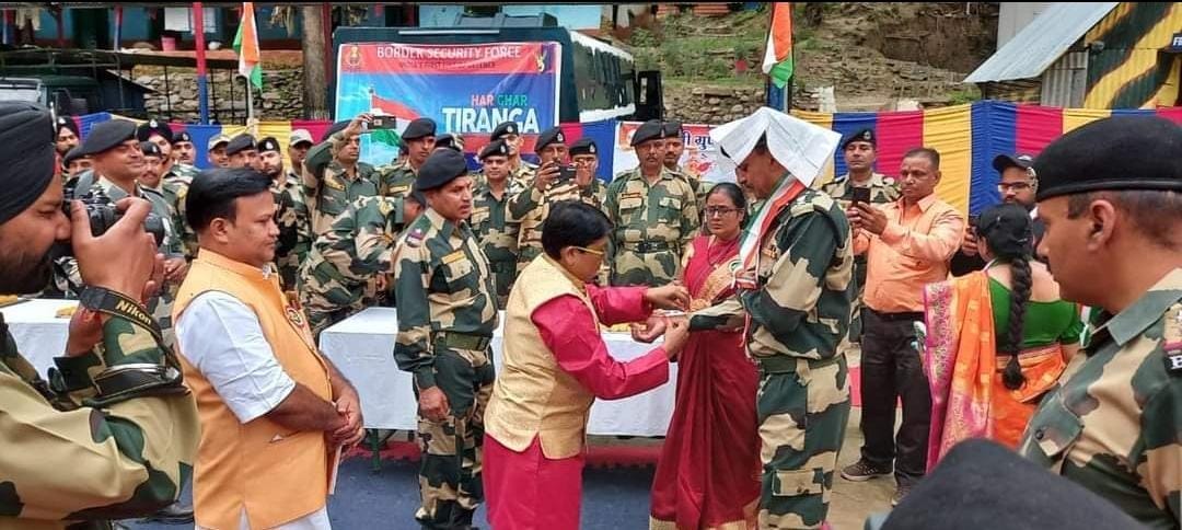 Mamta of Ujjain has been sending rakhi to soldiers for 19 years