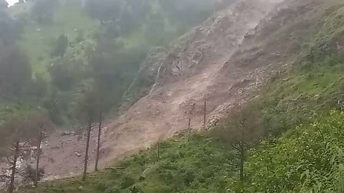 Chardham All Weather Road  971 crore received from the Center for the treatment of sensitive landslide zone