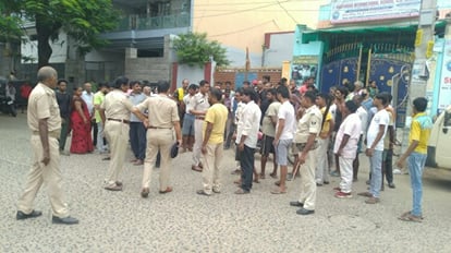 Bihar News : पटना के हार्ट ऑफ द टाउन में अरसे बाद गूंजी गोलियां, नालंदा निवासी युवक को बीच सड़क पर भून डाला Bihar News: A young man was gunned down in broad daylight in Patna.bihar police.