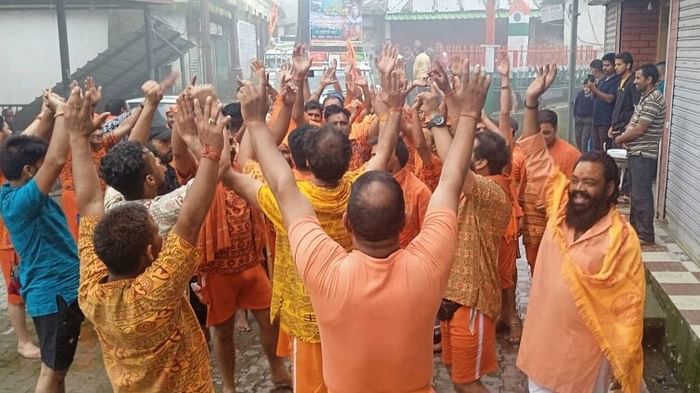 Sawan Somwar 2023 Crowds of devotees gathered in pagodas Shiva Temple Devbhoomi Watch Photos