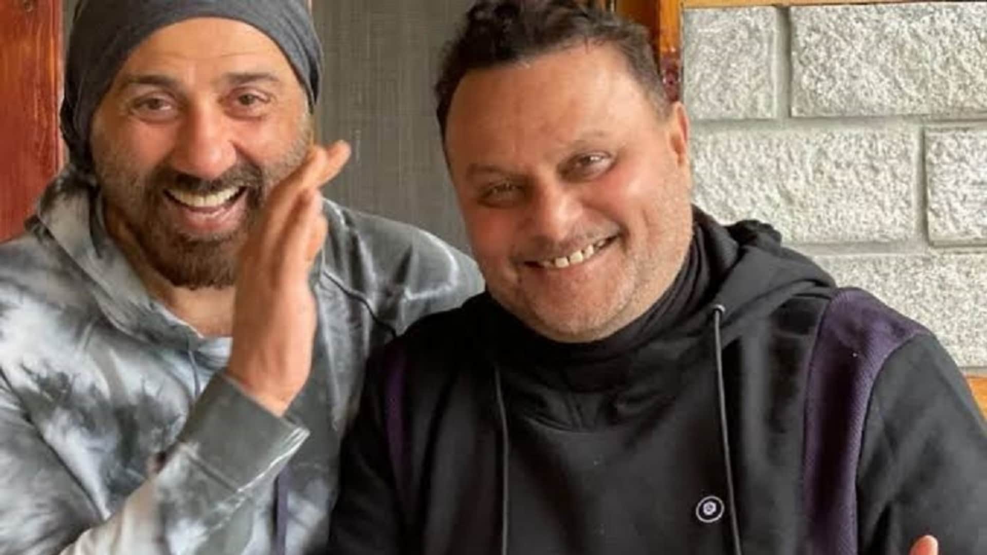 Director Anil Sharma targeted Shahrukh Khan Starrer film Pathan said the film earned only 1.25 crores in South