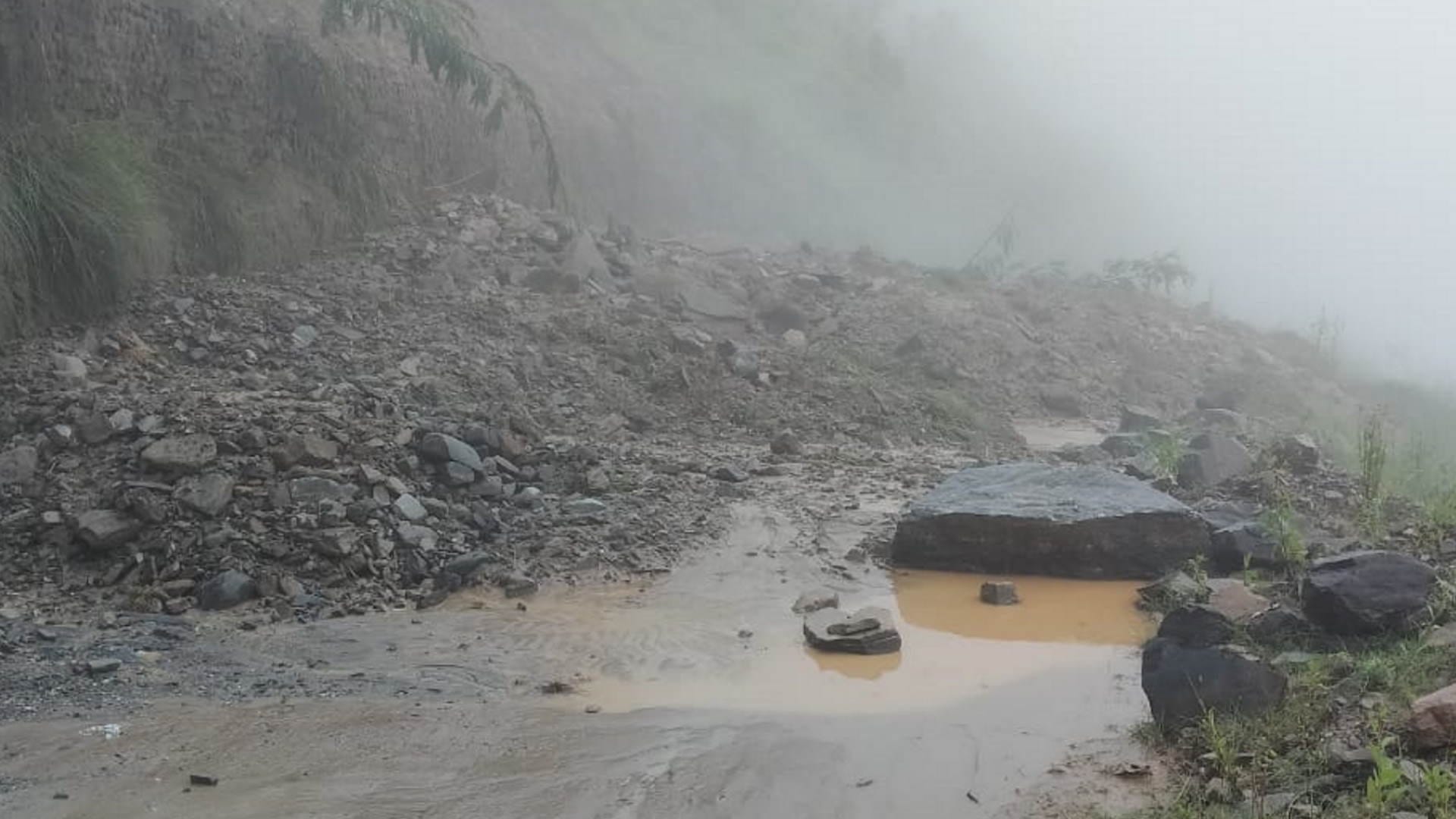Chardham All Weather Road  971 crore received from the Center for the treatment of sensitive landslide zone