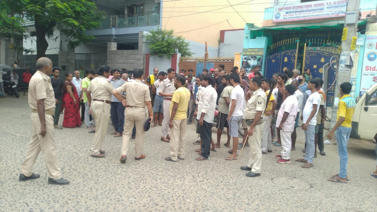 Bihar News: A young man was gunned down in broad daylight in Patna.bihar police.