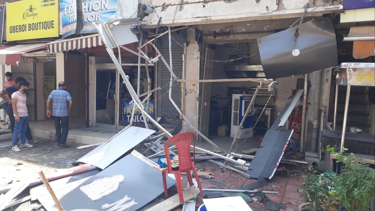 Yamunanagar: Huge explosion in momos shop