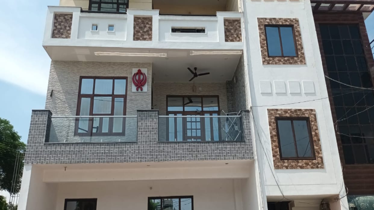 Meerut Modipuram News: Dead body of maid was found inside bathroom of house of a businessman