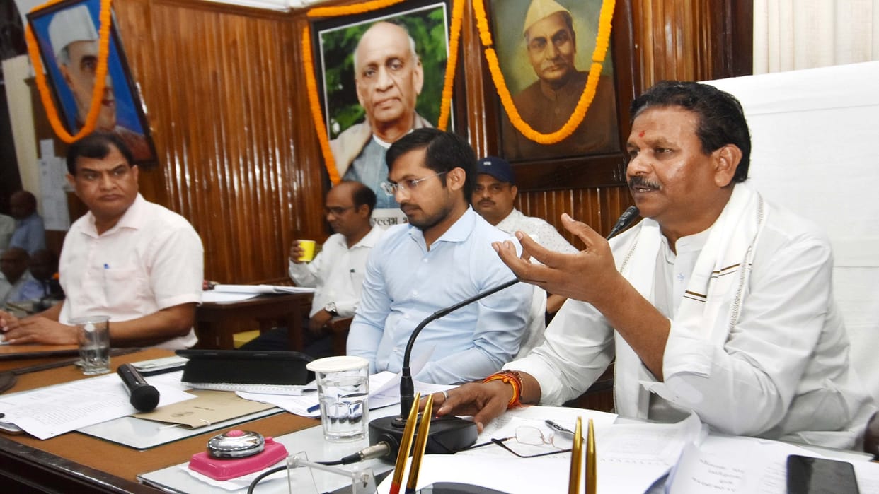 Prayagraj Nagar Nigam: Municipal Corporation's budget of 10.61 and Jalkal's 2.06 billion approved