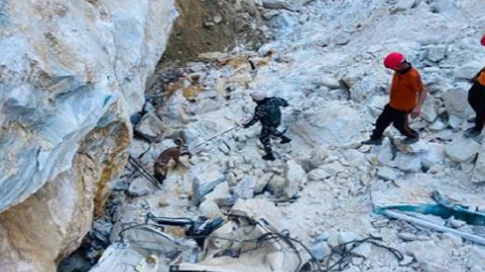 JK: Landslide in Ramban gypsum mine; Two people were saved, Surankote Sub Health Center washed away