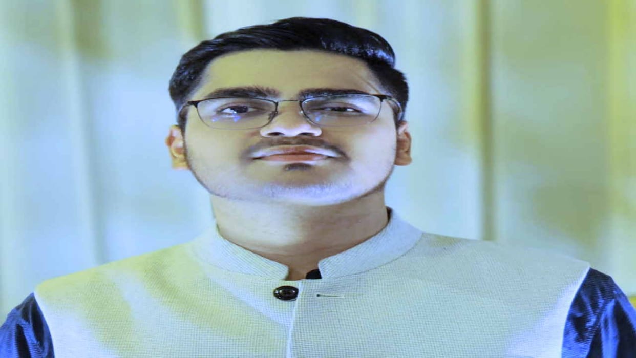 Success Story: Rampur's Advik topped the MBA entrance exam