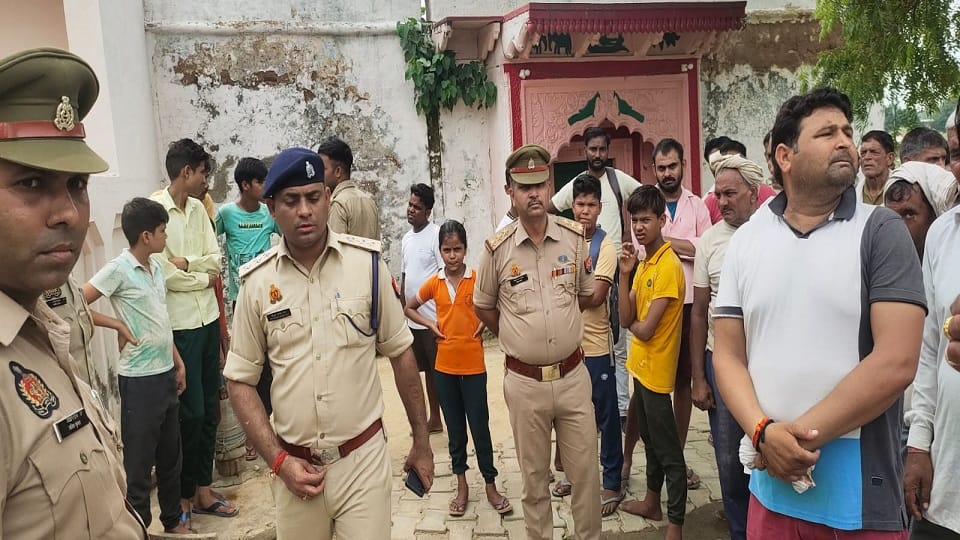 Agra Triple Murder Case: Elder Brother Killed Two Brothers and father With An Axe