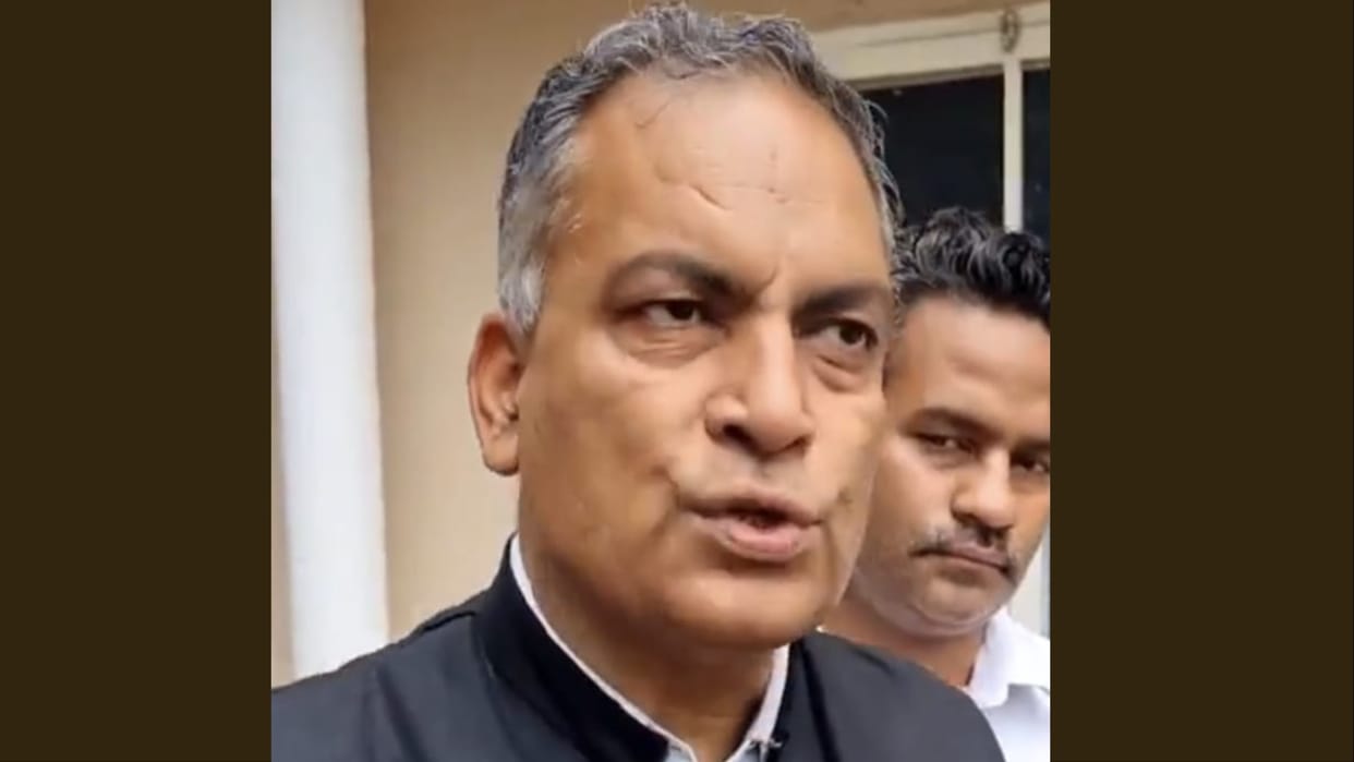Seema Haider's advocate AP Singh reached Karnal in Haryana, Said- Justice for Seema Haider