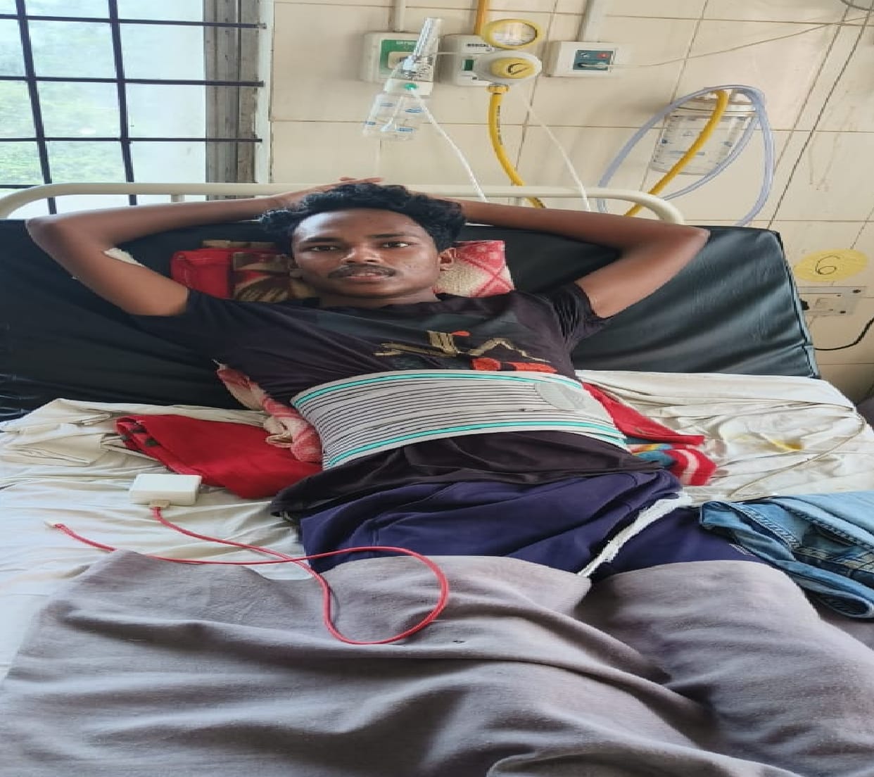 doctors successfully operated on spinal cord of young man in Mekaj jagdalpur