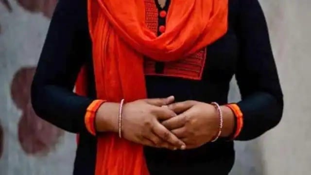 a woman wrote a letter to the commissioner, if justice is not given, she will commit suicide with her family