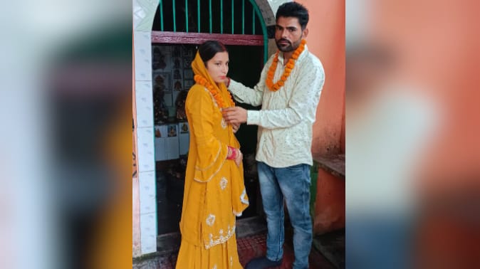 Shanum became Shalini: Muslim girl converted to hindu and married boyfriend Deepak in the temple in Shamli
