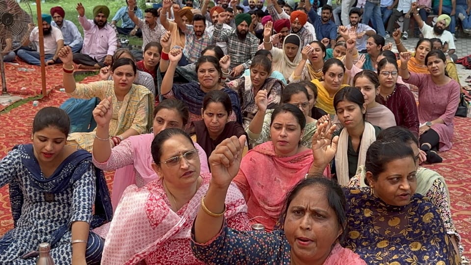 Strike in Punjab tehsil DC SDM office against Ropar MLA