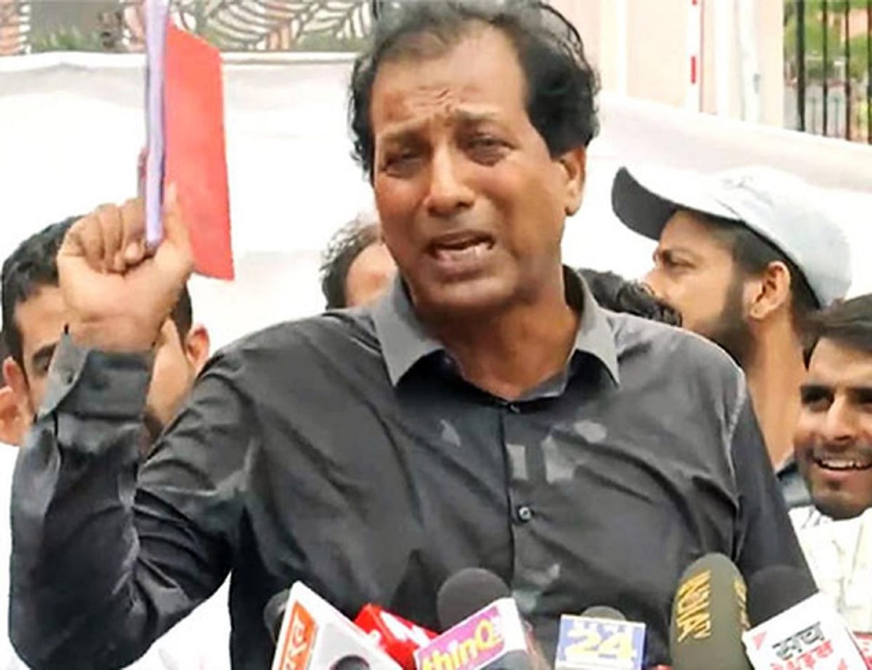 rajasthan: Rajendra Gudha is constantly calling CM Ashok Gehlot corrupt and scammer