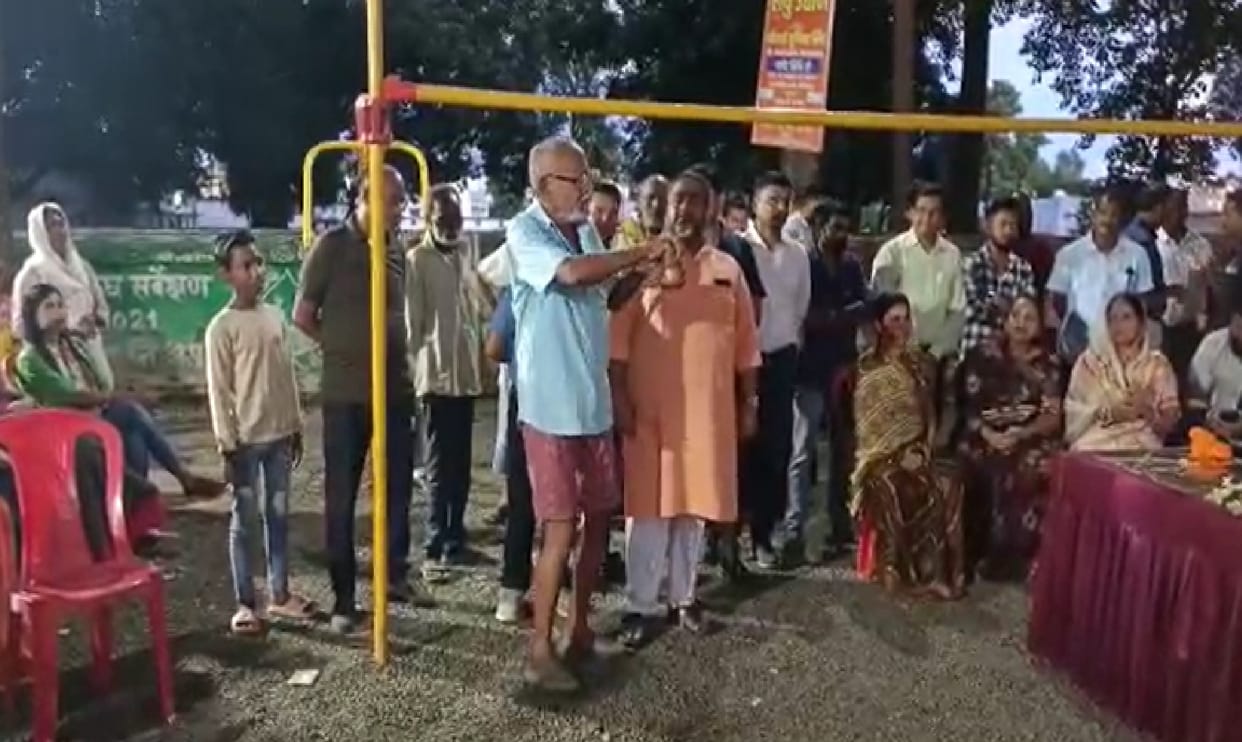 elderly exposed  development works in Deputy Chief Minister TS Singhdev Jan Chaupal
