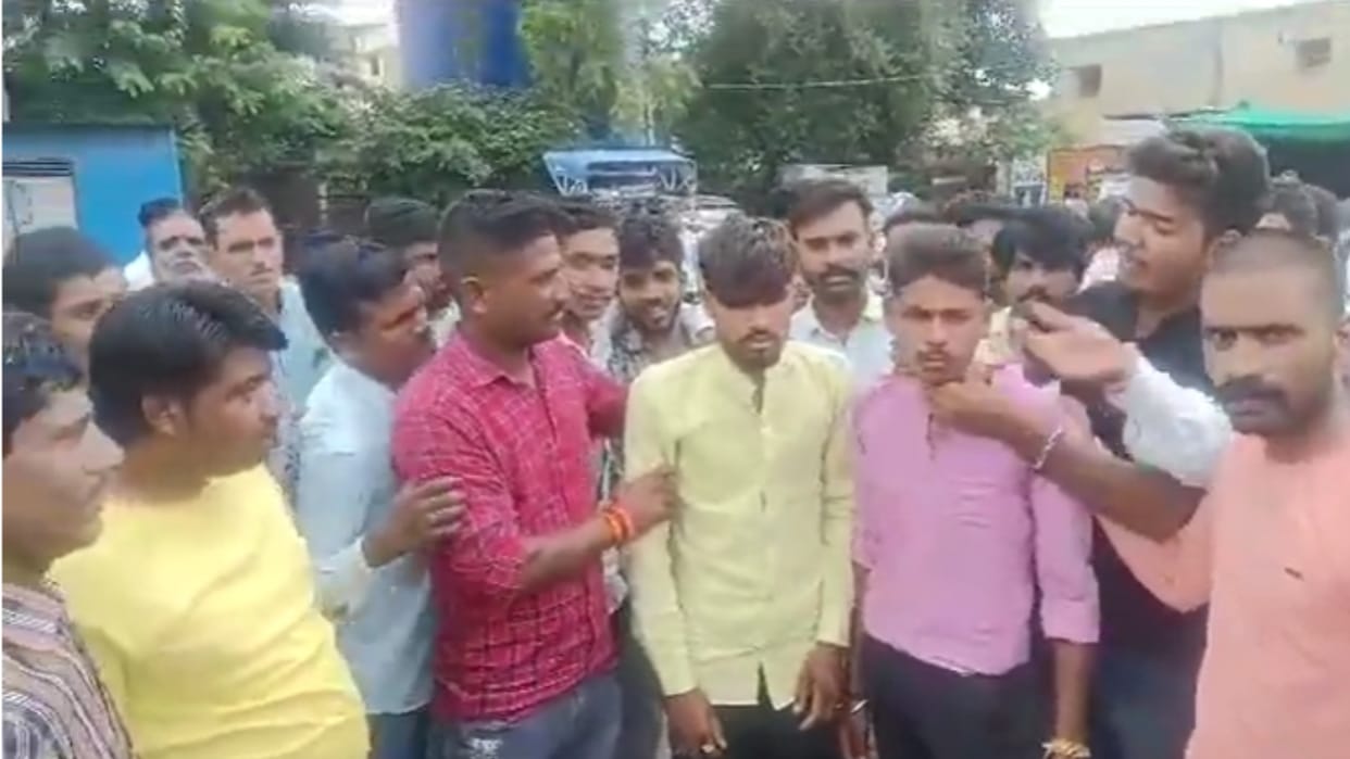 Mandsaur: People thrashed miscreants who were teasing girls cut their hair case filed against seven