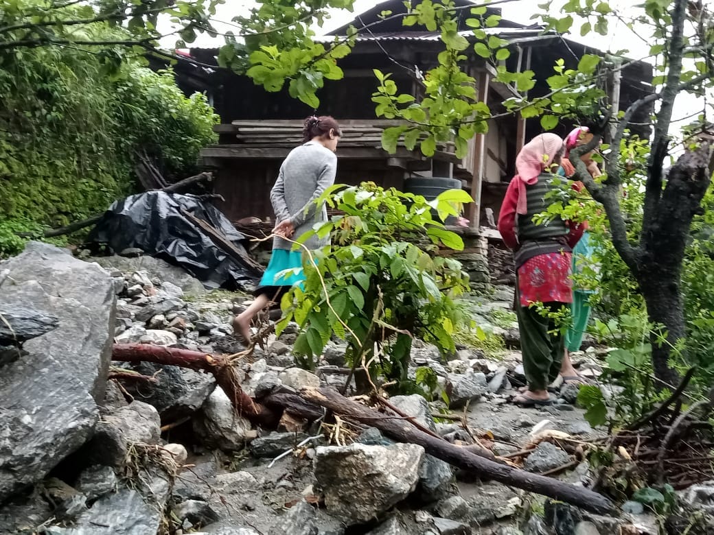Uttarakhand Weather Rivers Overflow after Heavy rainfall and Many Houses in danger Road Closed Photos
