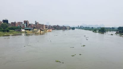 Hindon river water level update Hindon flood