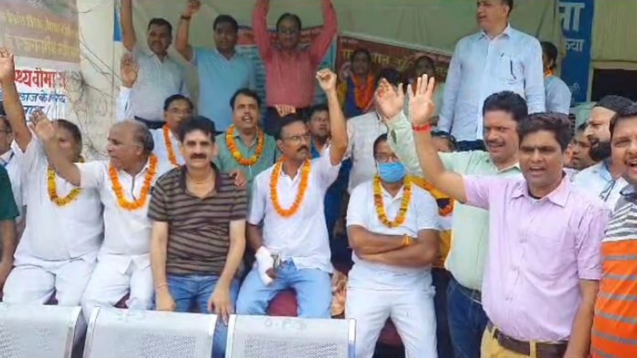 Karauli strike of nursing workers continues on ninth day program of agitation continues for 11 point demand